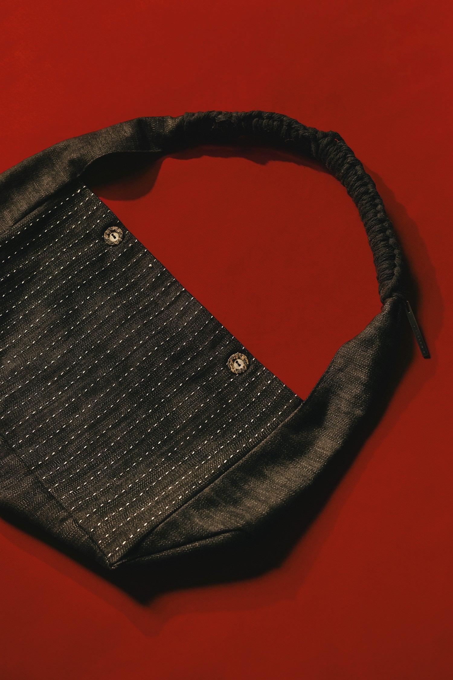 Brutal - Root Collar Bag (Charcoal)