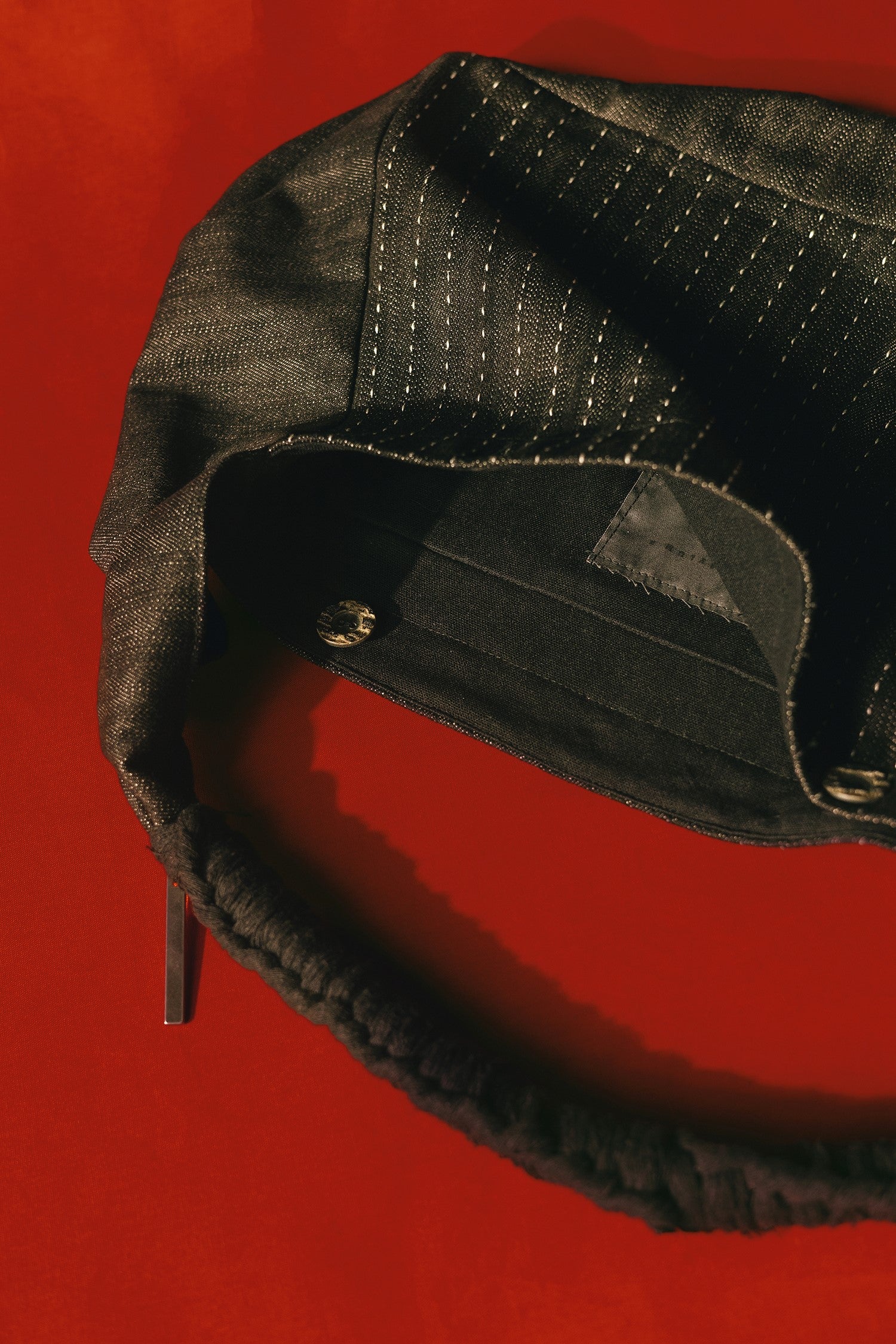 Brutal - Root Collar Bag (Charcoal)