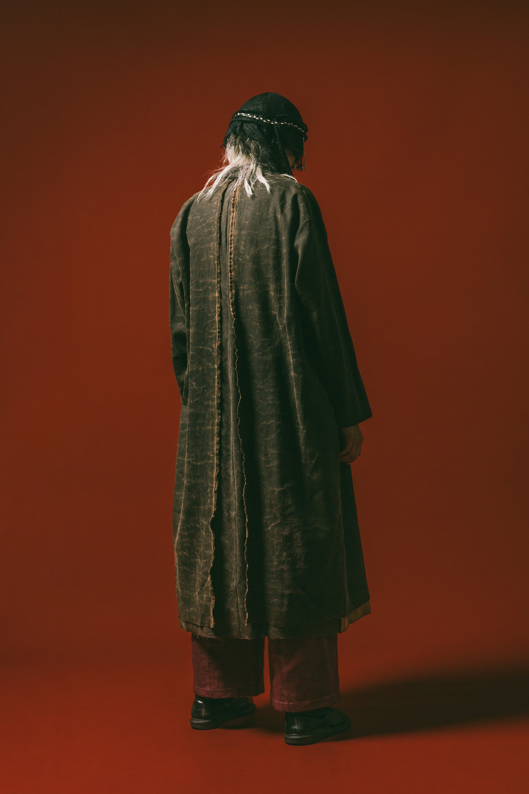 Wanderer's Coat (Silk Brown)